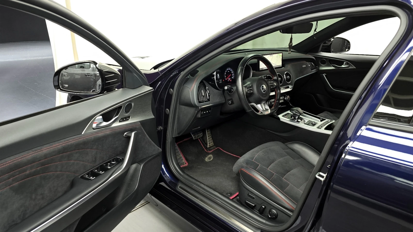 Kia Stinger * GT* AWD* MASTERS TURBO PACKAGE* , снимка 10 - Автомобили и джипове - 55528470