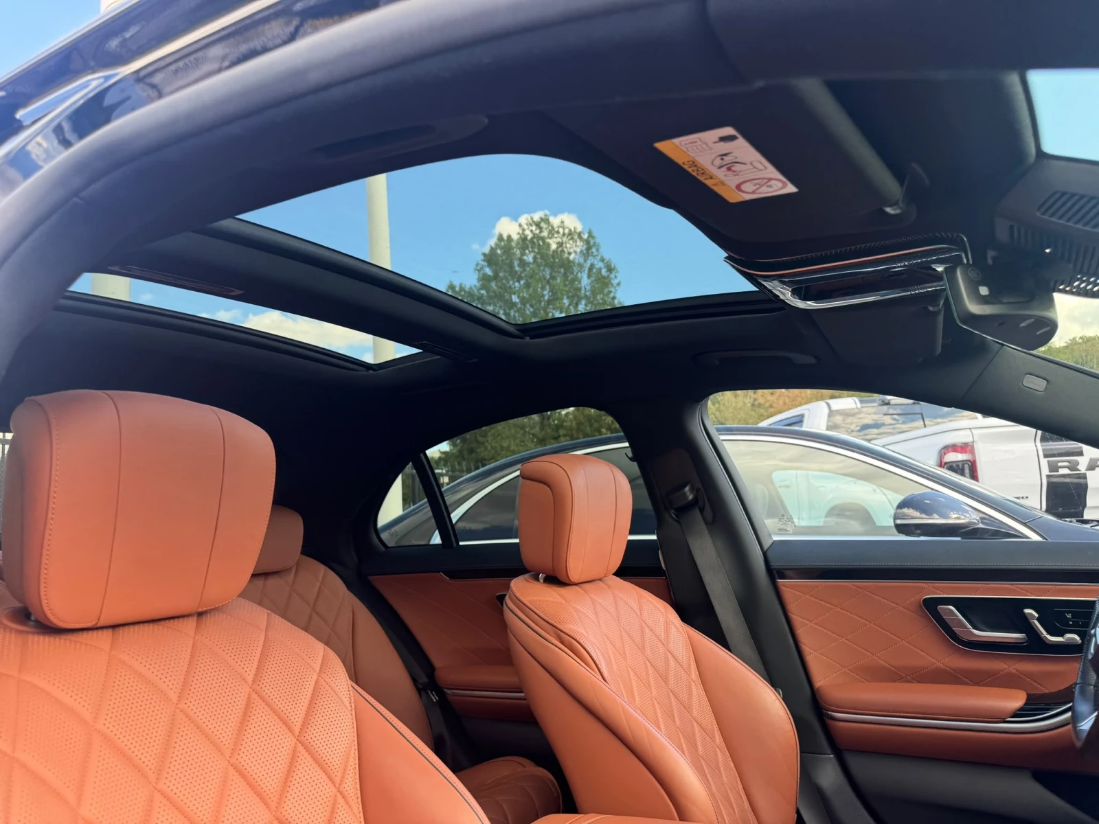 Mercedes-Benz S 580 e 4MATIC AMG-Line , снимка 6 - Автомобили и джипове - 56073261
