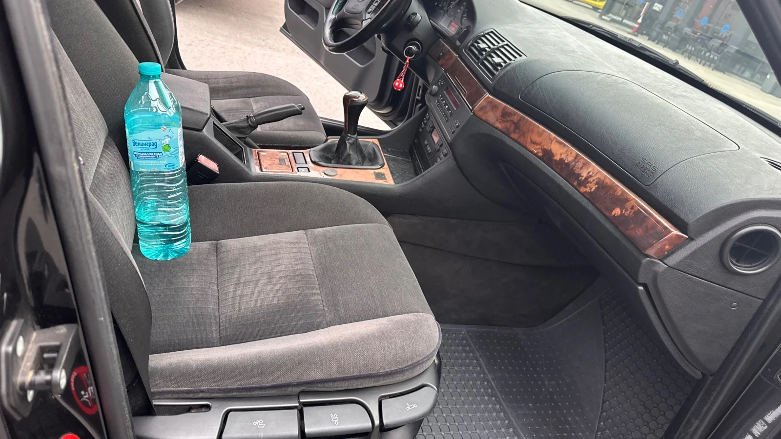BMW 525 TDS, снимка 8 - Автомобили и джипове - 56582804