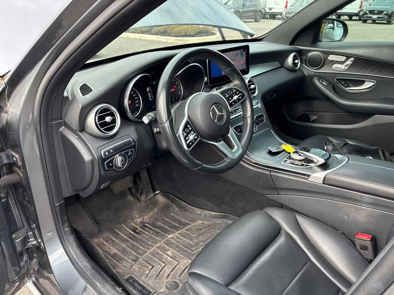 Mercedes-Benz C 300, снимка 5 - Автомобили и джипове - 56728765