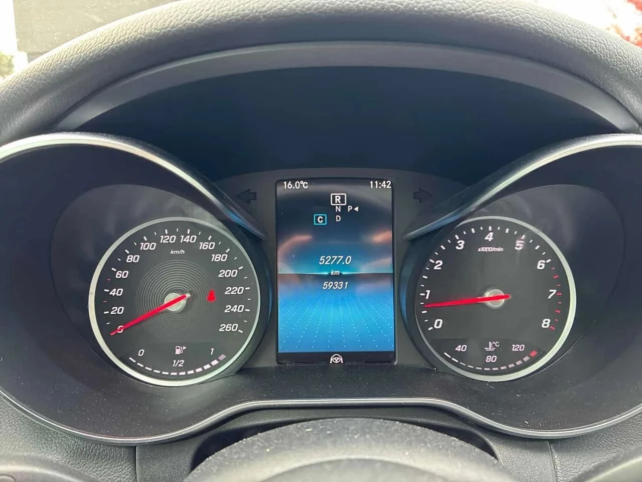 Mercedes-Benz C 300, снимка 8 - Автомобили и джипове - 56728765