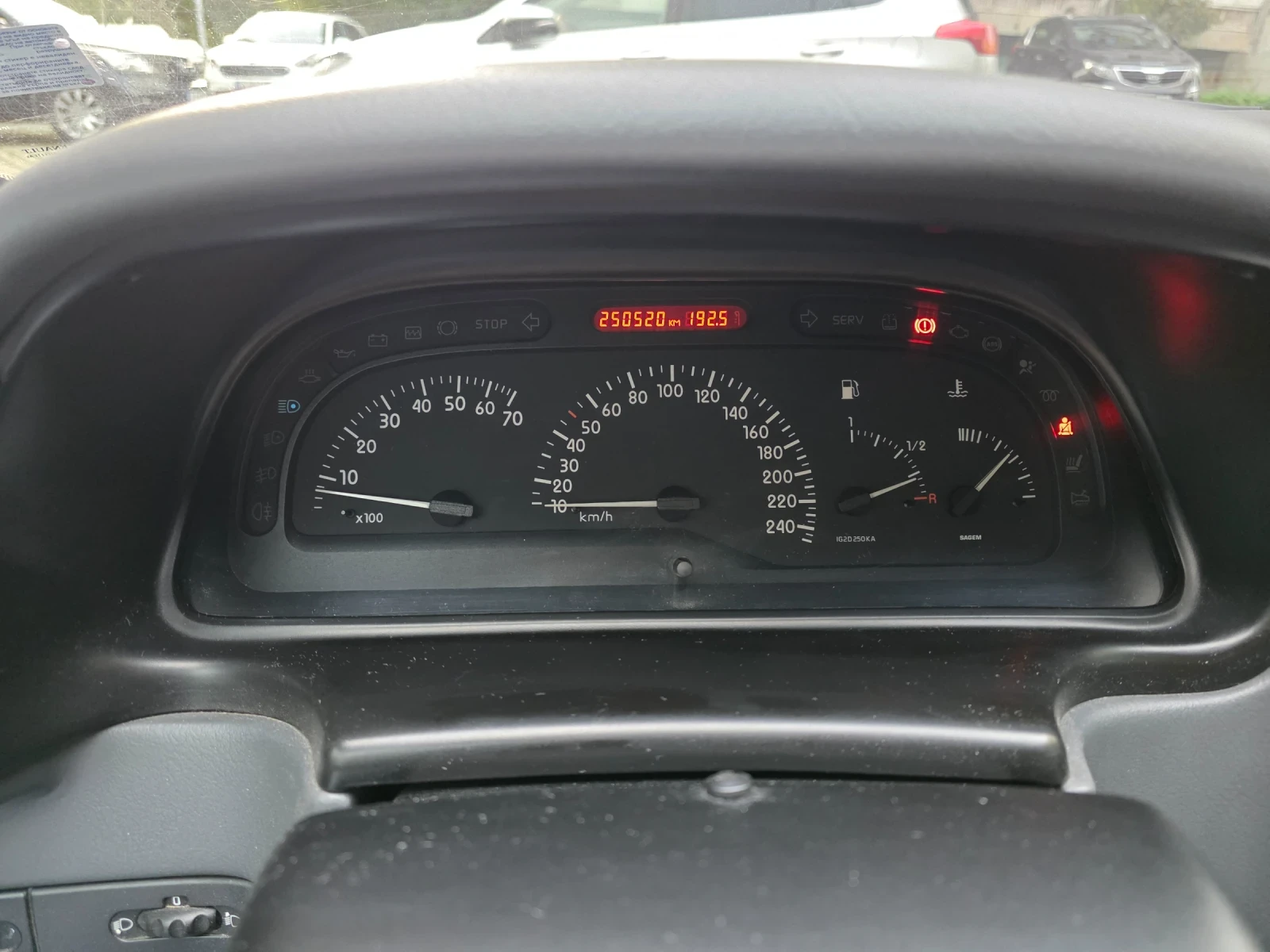 Renault Laguna 1, снимка 7 - Автомобили и джипове - 56747466