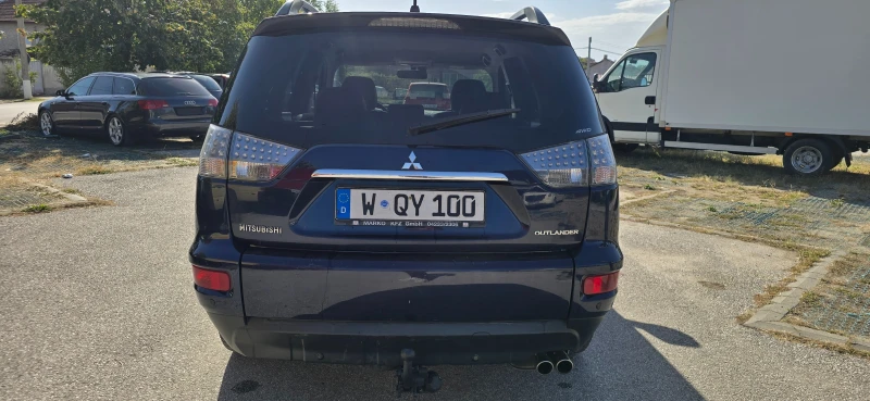 Mitsubishi Outlander 2.2DID 7места, снимка 5 - Автомобили и джипове - 47483912