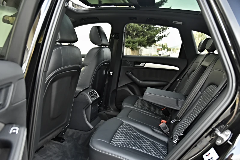 Audi SQ5 3.0TDI COMPETITION PLUS340h.p S-LINE RS-SITZE 20RS, снимка 17 - Автомобили и джипове - 51290428
