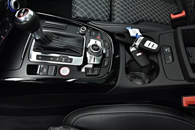Audi SQ5 3.0TDI COMPETITION PLUS340h.p S-LINE RS-SITZE 20RS, снимка 13 - Автомобили и джипове - 51290428