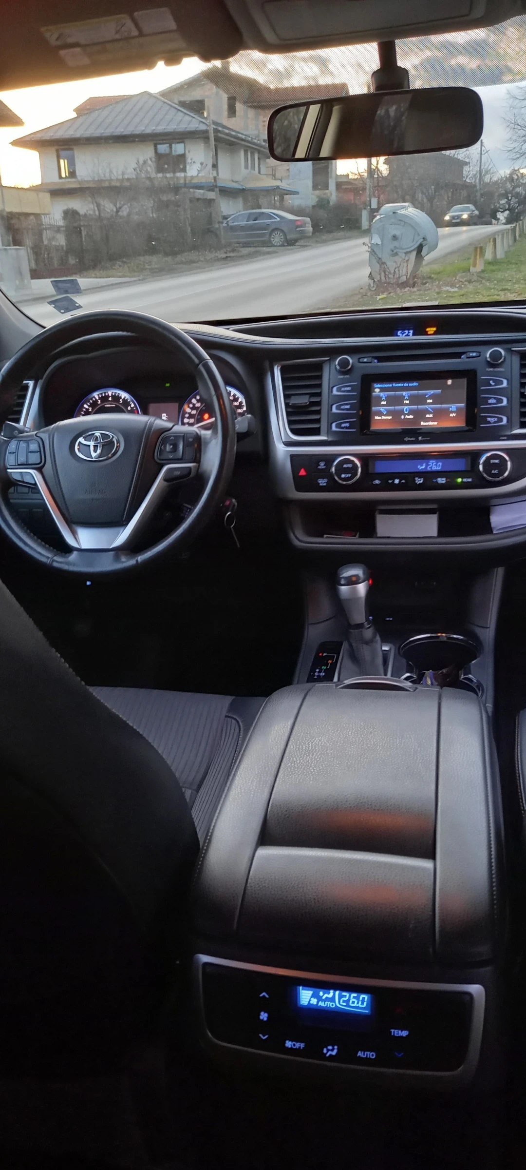 Toyota Highlander Highlander LE - изображение 9