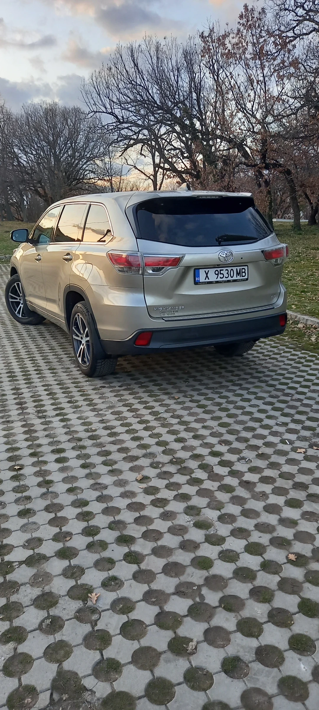 Toyota Highlander Highlander LE - изображение 4