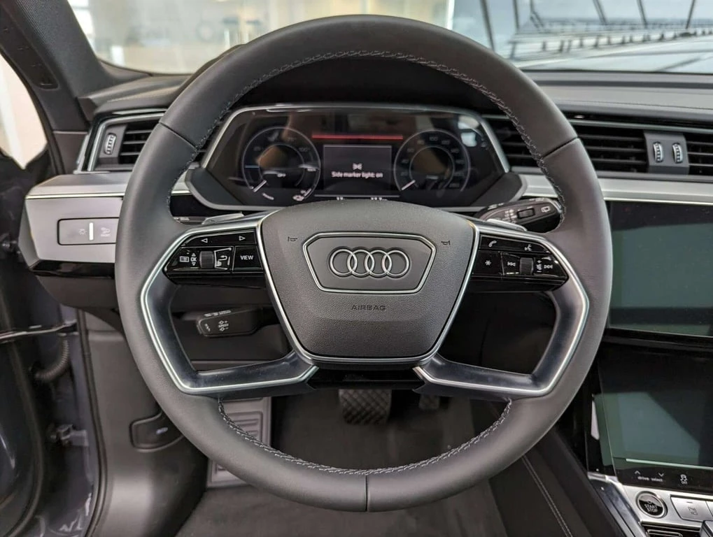 Audi Q8 * Premium * CARFAX *    | Mobile.bg   9