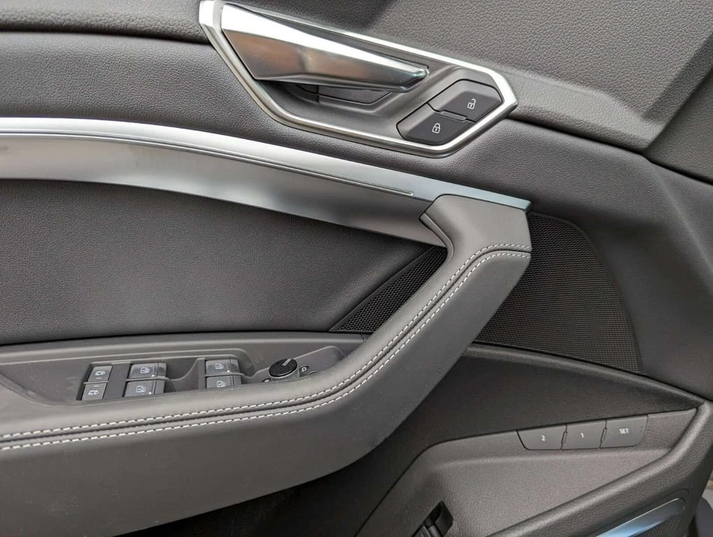 Audi Q8 * Premium * CARFAX *    | Mobile.bg   8