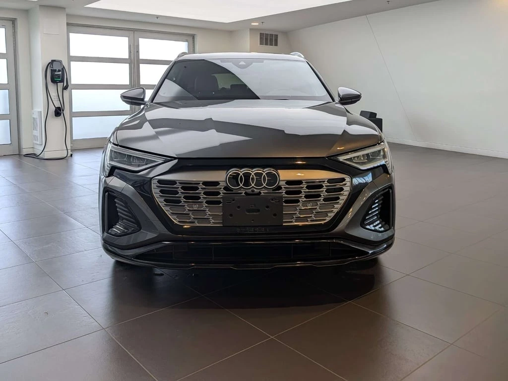Audi Q8 * Premium * CARFAX *    | Mobile.bg   4
