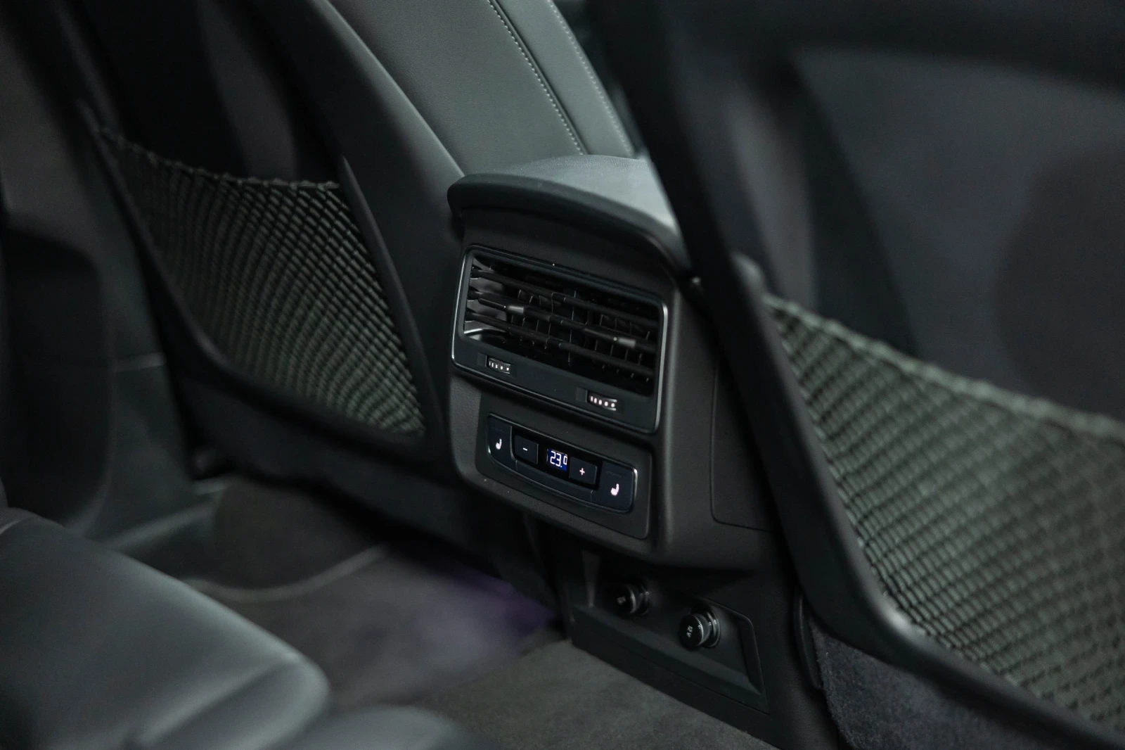 Audi Q7, снимка 16 - Автомобили и джипове - 53842580