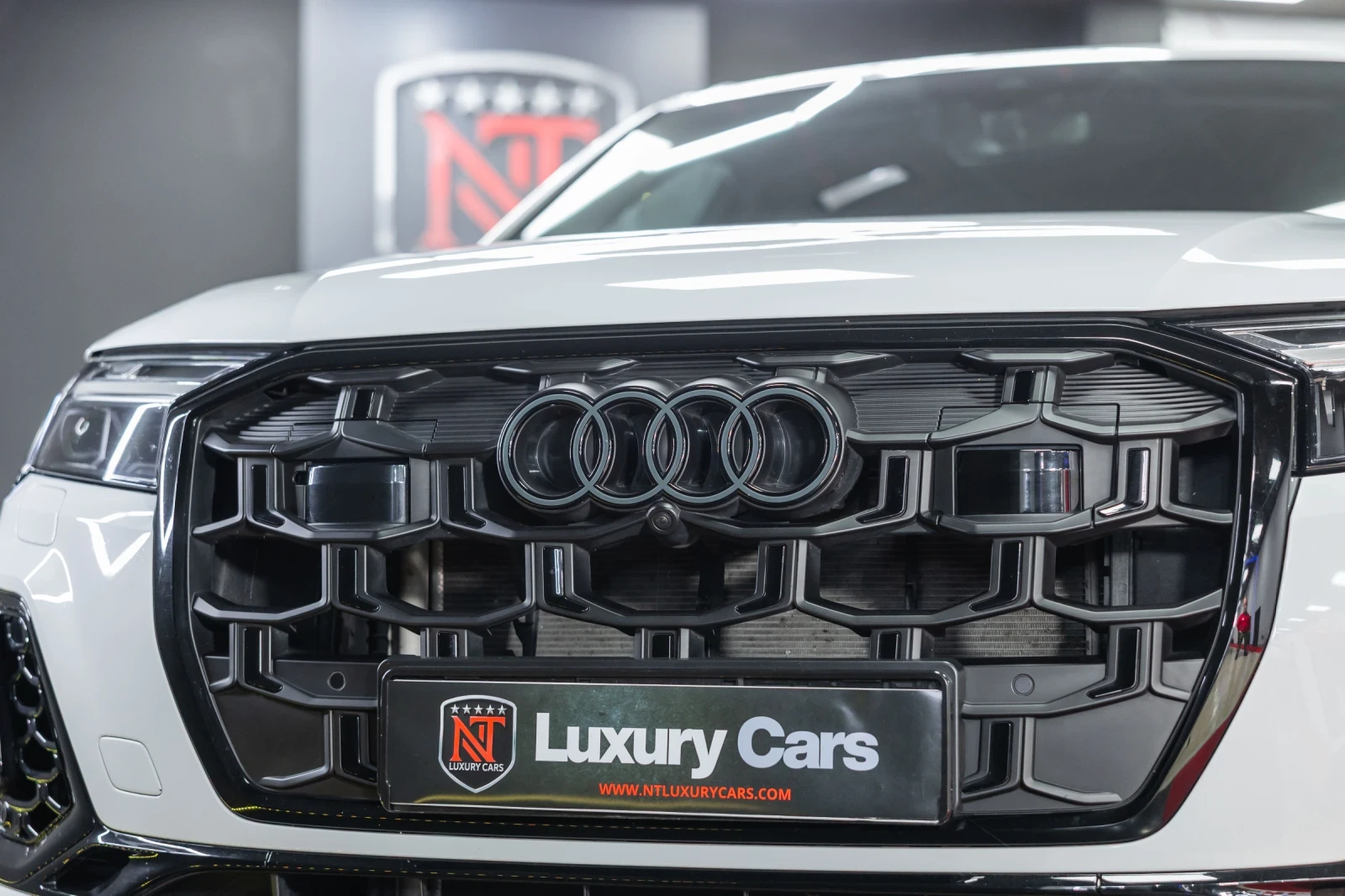 Audi Q7, снимка 3 - Автомобили и джипове - 53842580