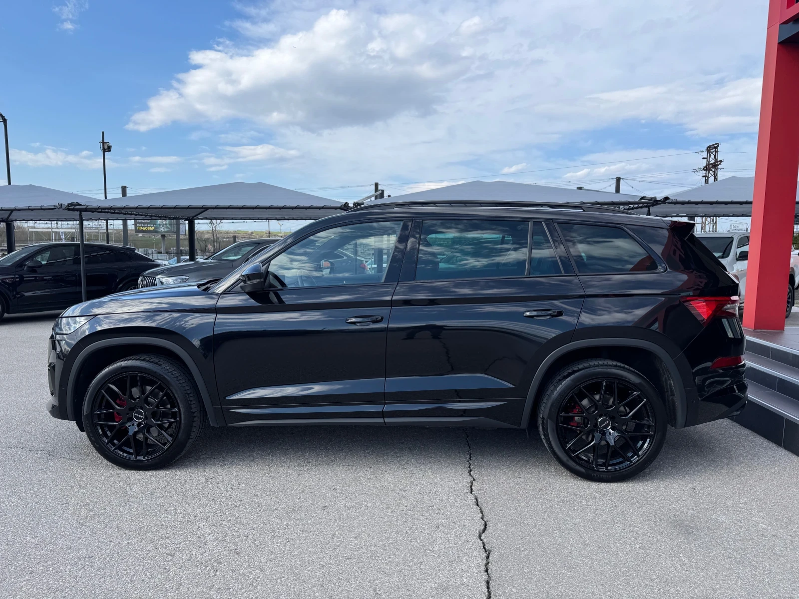 Skoda Kodiaq RS -2.0TSI-4X4-ОБДУХВАНЕ-ПАНОРАМА-ALCANTAR* UNIKAT, снимка 4 - Автомобили и джипове - 54127100