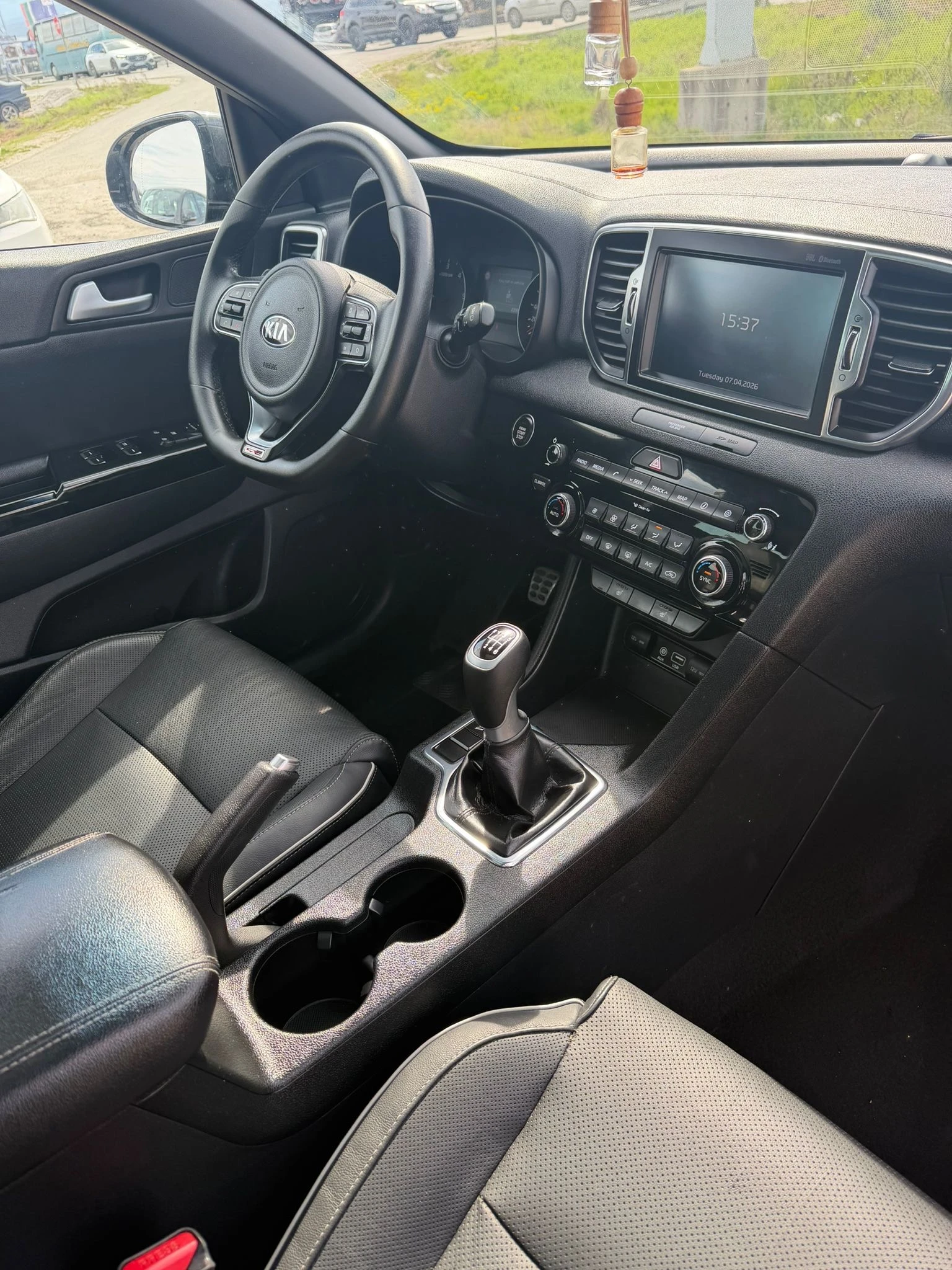 Kia Sportage 2.0 4X4 GT- LINE PRENIUM, снимка 14 - Автомобили и джипове - 54136301