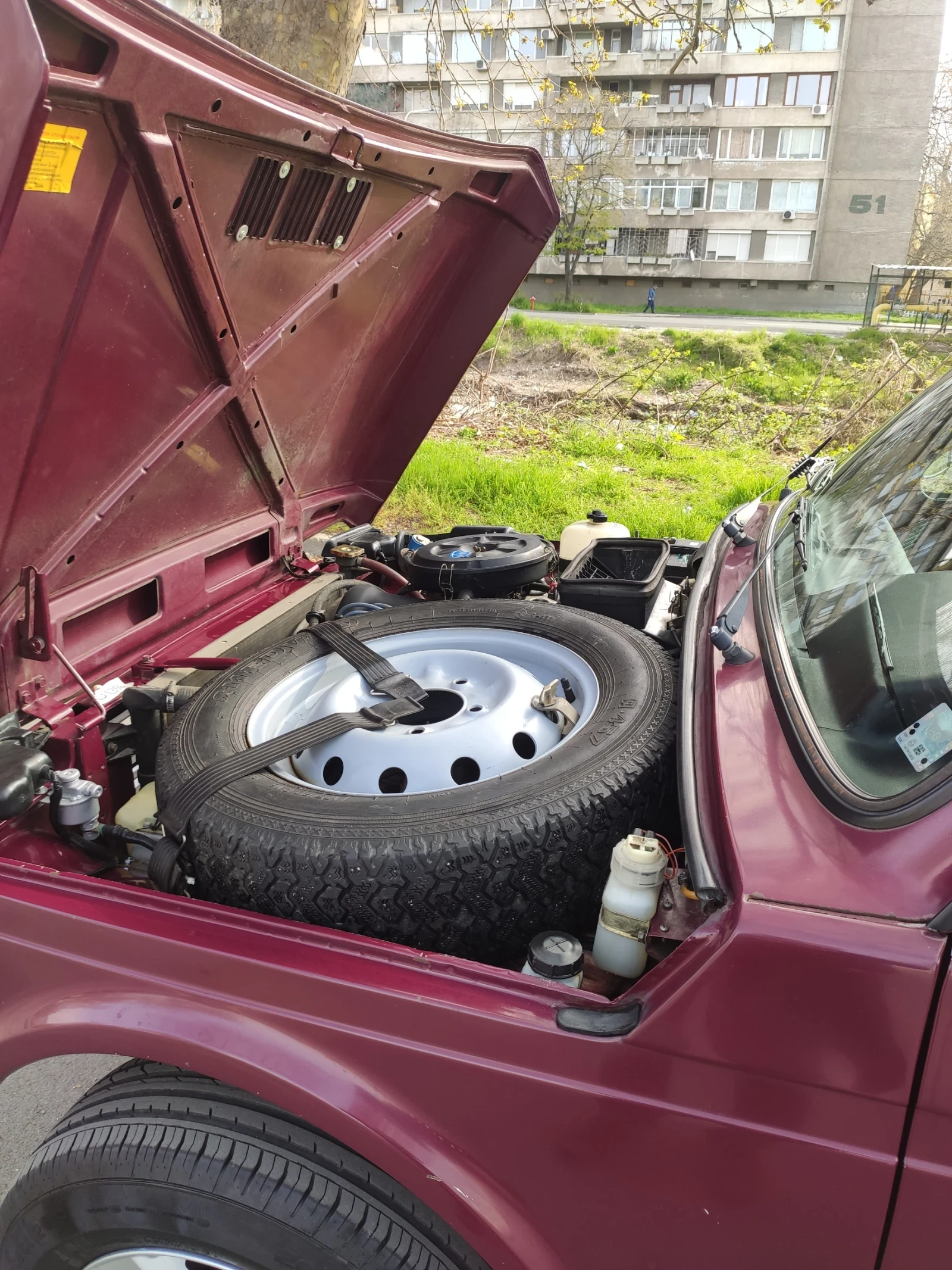 Lada Niva 1.7 Бензин/Газ, снимка 15 - Автомобили и джипове - 54178322