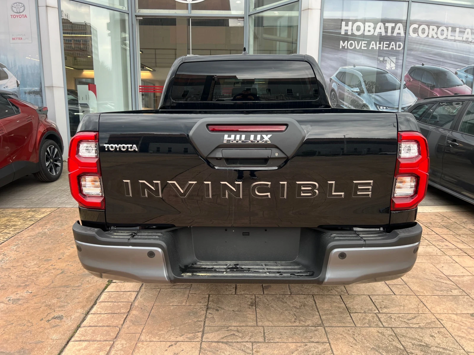 Toyota Hilux Invincible JBL Hybrid 48V, снимка 6 - Автомобили и джипове - 54424977