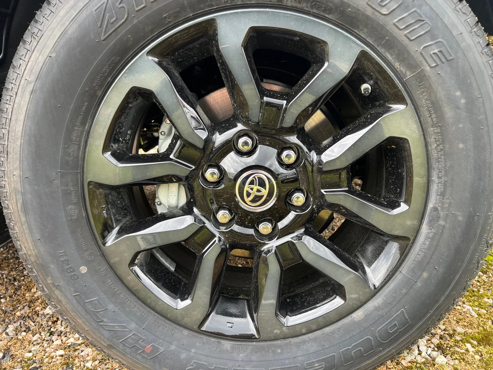Toyota Hilux Invincible JBL Hybrid 48V, снимка 16 - Автомобили и джипове - 54424977