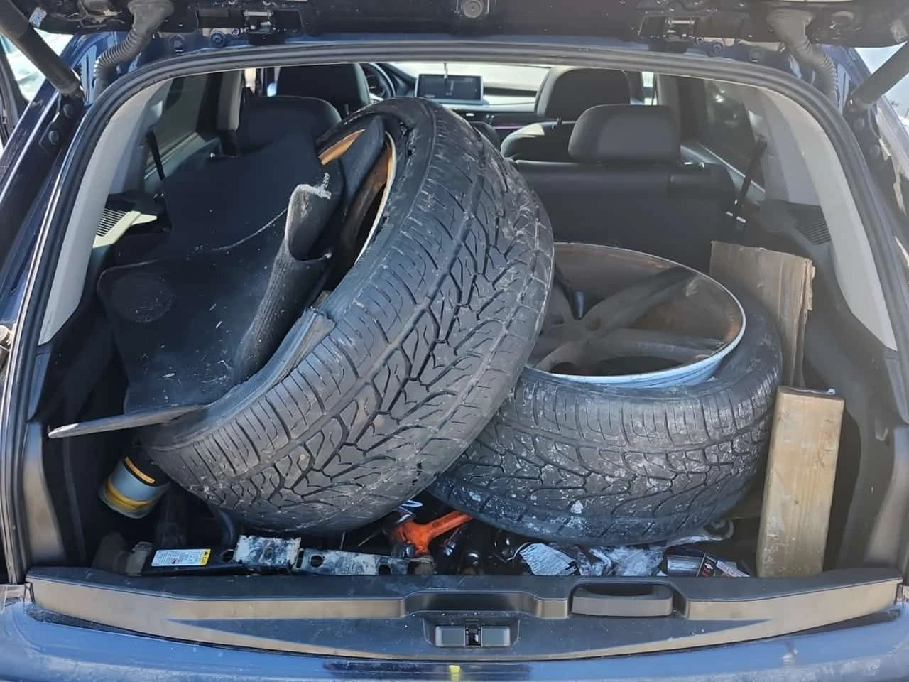 BMW X5  | XDRIVE35D | HEAD-UP | HARMAN KARDON | ОБДУХВАНЕ, снимка 13 - Автомобили и джипове - 54454372