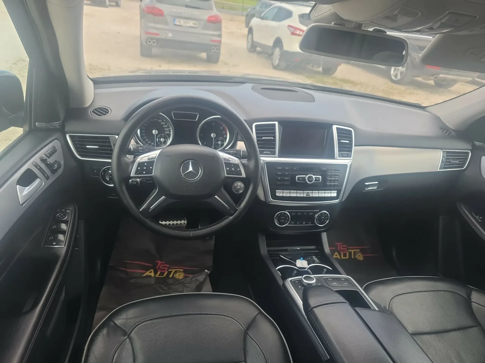 Mercedes-Benz ML 350 AMG Sport 258ps, снимка 8 - Автомобили и джипове - 54573312