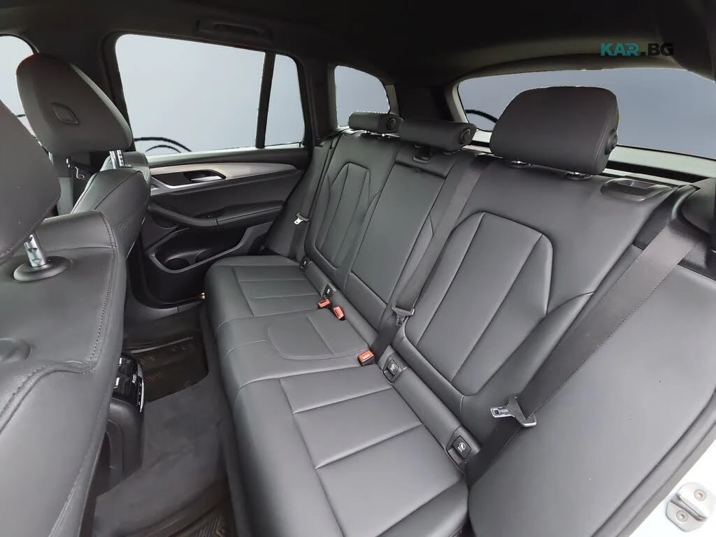 BMW X3 xDrive* AвтоКредит* (ЦЕНА ДО БГ), снимка 17 - Автомобили и джипове - 55037101