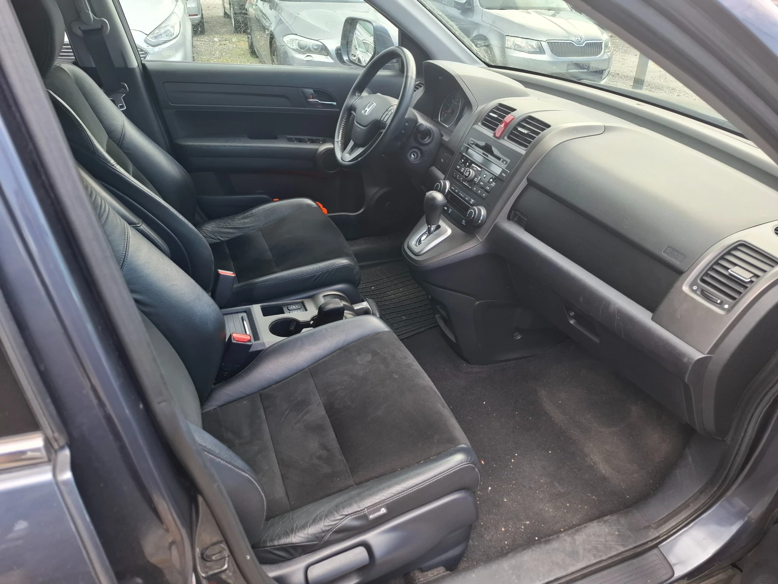 Honda Cr-v 2.2I-DTEC АВТОМАТ , снимка 6 - Автомобили и джипове - 55101612