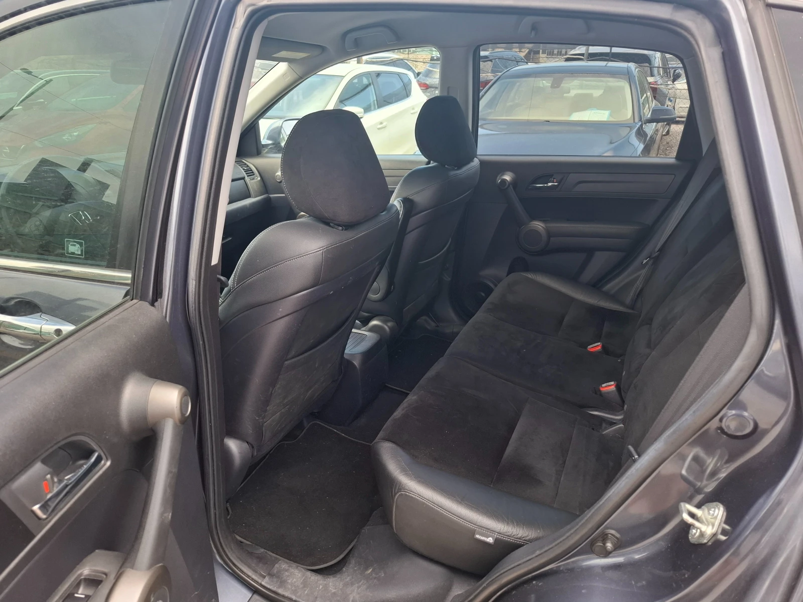Honda Cr-v 2.2I-DTEC АВТОМАТ , снимка 8 - Автомобили и джипове - 55101612