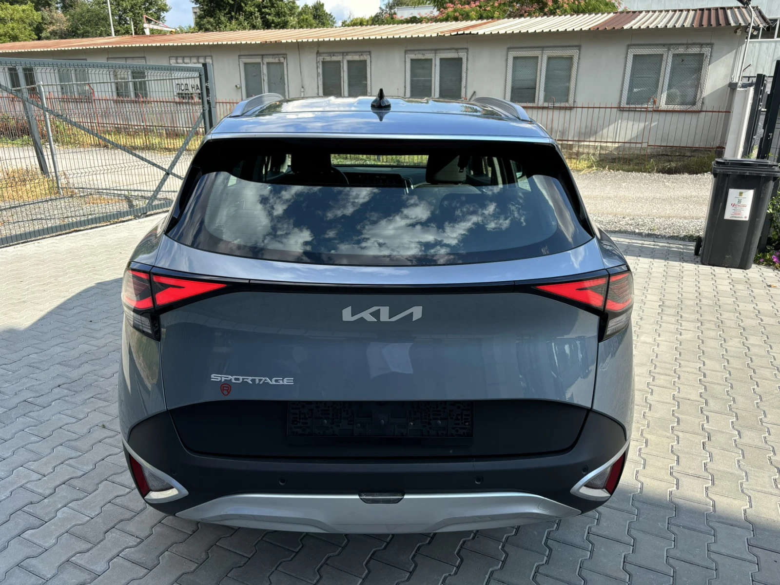 Kia Sportage 1.6 CRDI MHEV , снимка 5 - Автомобили и джипове - 55168568