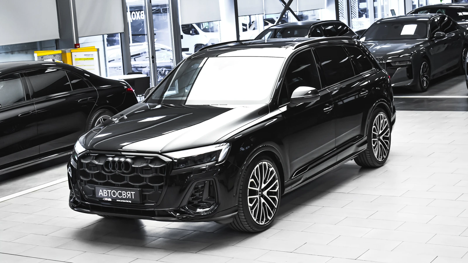 Audi SQ7 4.0 TFSI V8 quattro tiptronic 7 seats