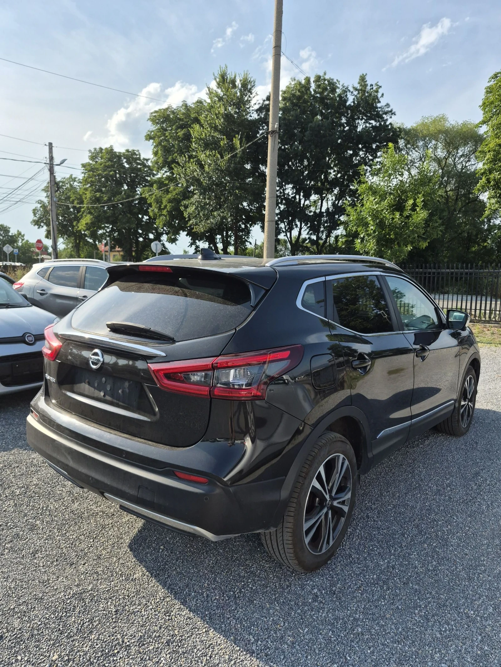 Nissan Qashqai 1.6 ГАЗ Tekna Evro 6, снимка 3 - Автомобили и джипове - 55417328