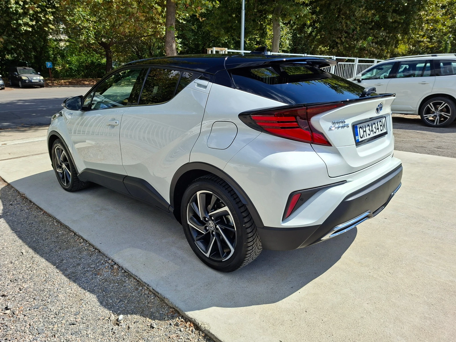 Toyota C-HR 2.0/184ks/HYBRID, снимка 5 - Автомобили и джипове - 56069793