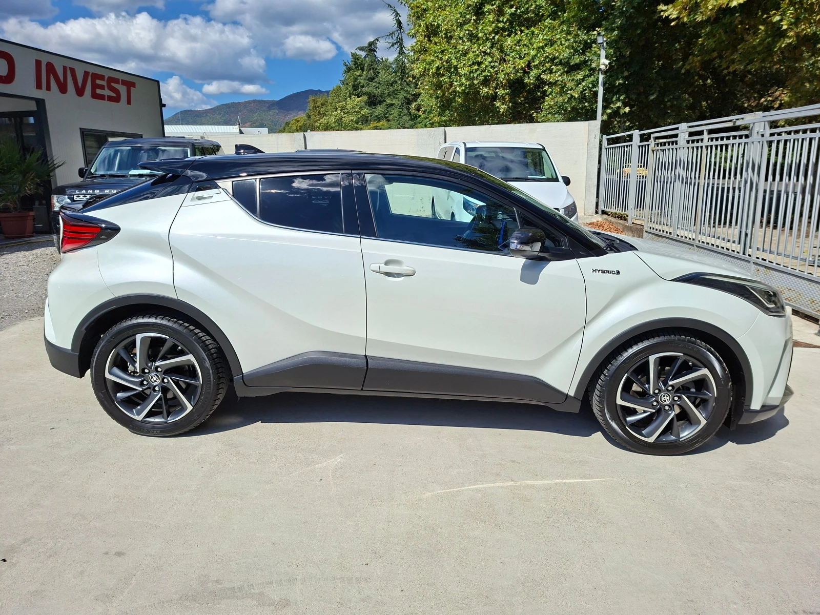 Toyota C-HR 2.0/184ks/HYBRID, снимка 8 - Автомобили и джипове - 56069793