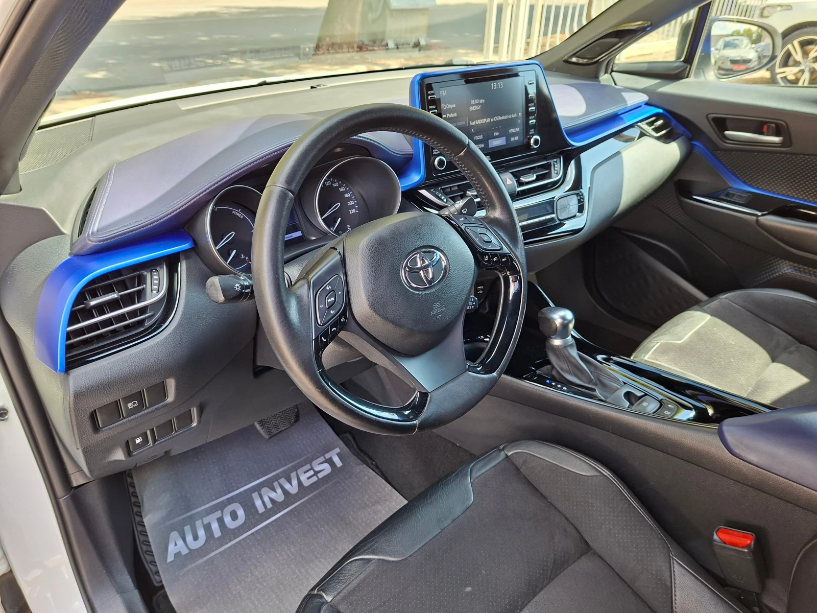 Toyota C-HR 2.0/184ks/HYBRID, снимка 10 - Автомобили и джипове - 56069793