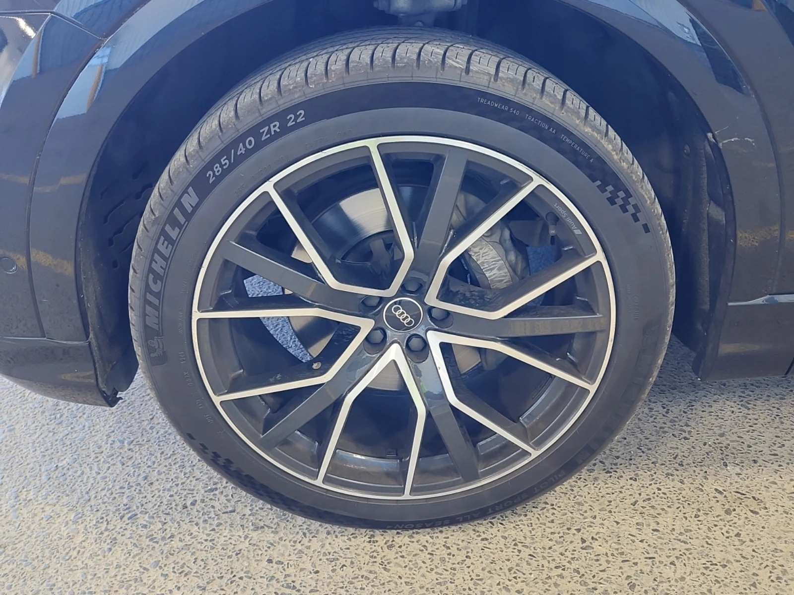 Audi Q8 55 Tfsi Quattro Progressiv, АВТОКРЕДИТ, снимка 7 - Автомобили и джипове - 56230680