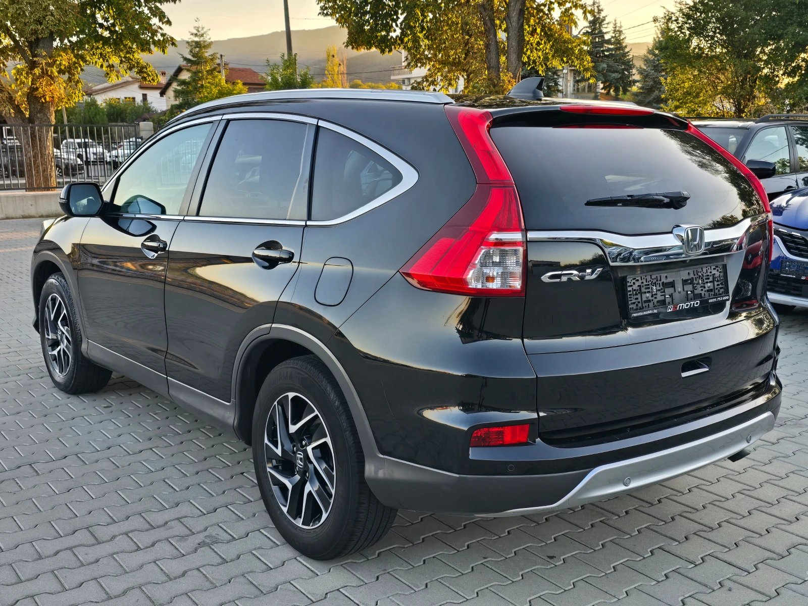 Honda Cr-v 1.6D, Facelift, Нави, Камера!, снимка 4 - Автомобили и джипове - 56313052