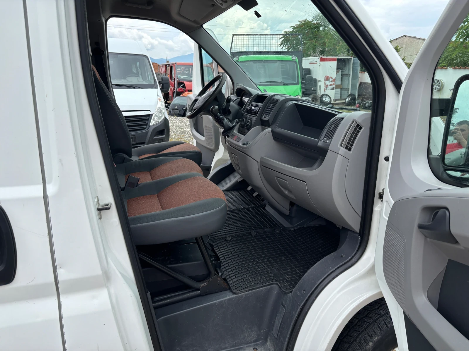 Fiat Ducato 130000КМ КЛИМА EURO5, снимка 11 - Бусове и автобуси - 55027080