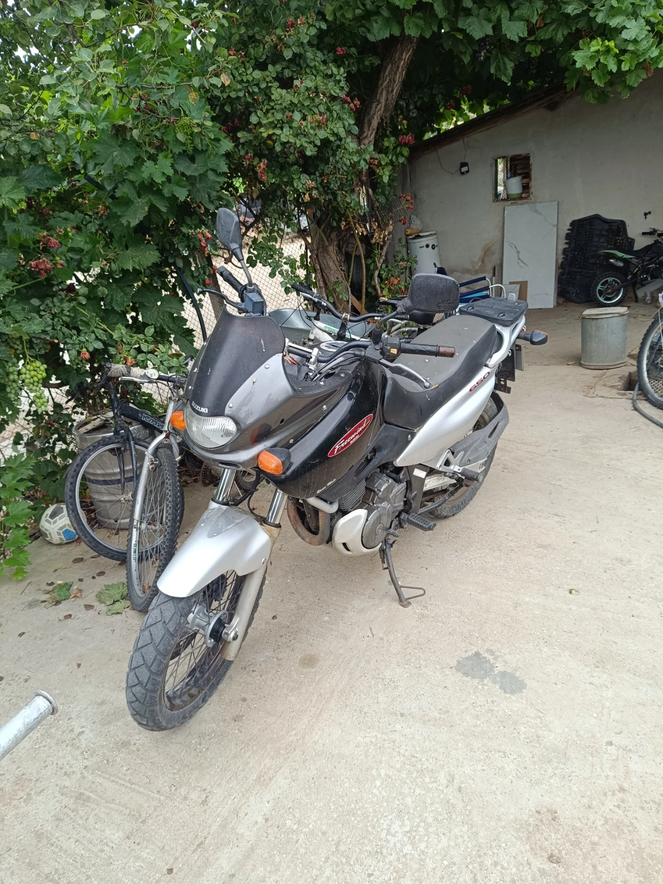 Suzuki XF, снимка 1