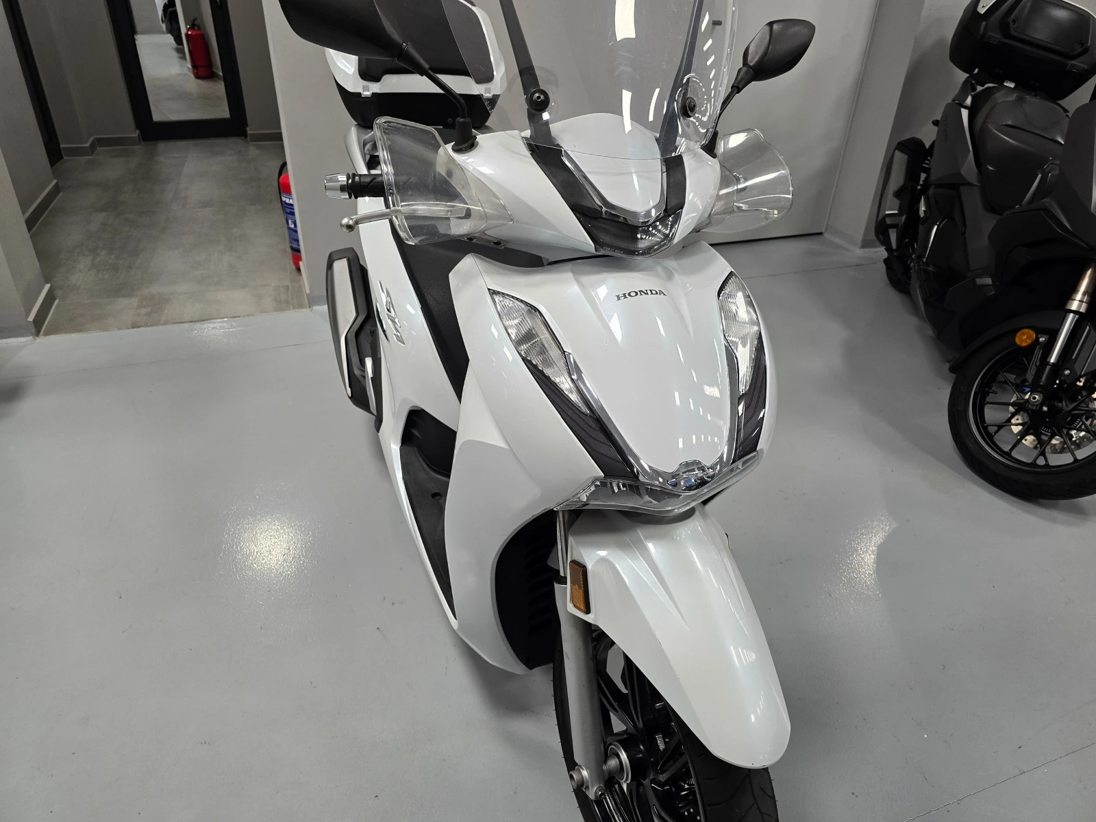 Honda Sh 350ie, ABS-TCS, Led, Keyless! - изображение 10
