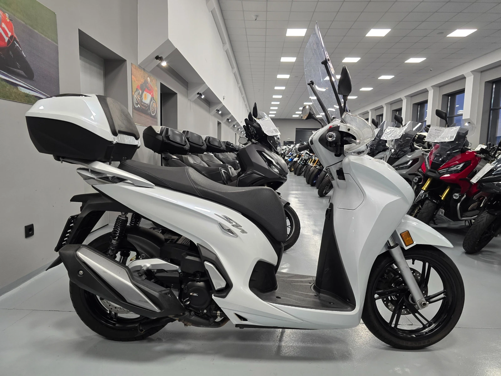 Honda Sh 350ie, ABS-TCS, Led, Keyless! - изображение 2