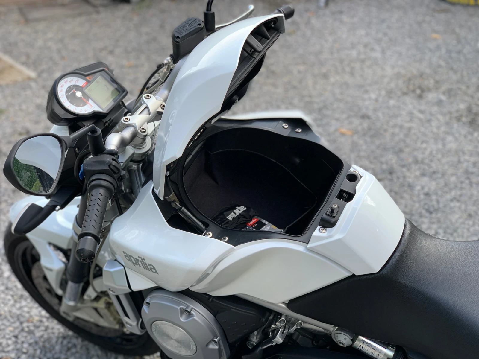 Aprilia Mana 850 ABS/Automatic, снимка 12 - Мотоциклети и мототехника - 55636101