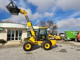 Телескопичен товарач JCB TM 220, снимка 4