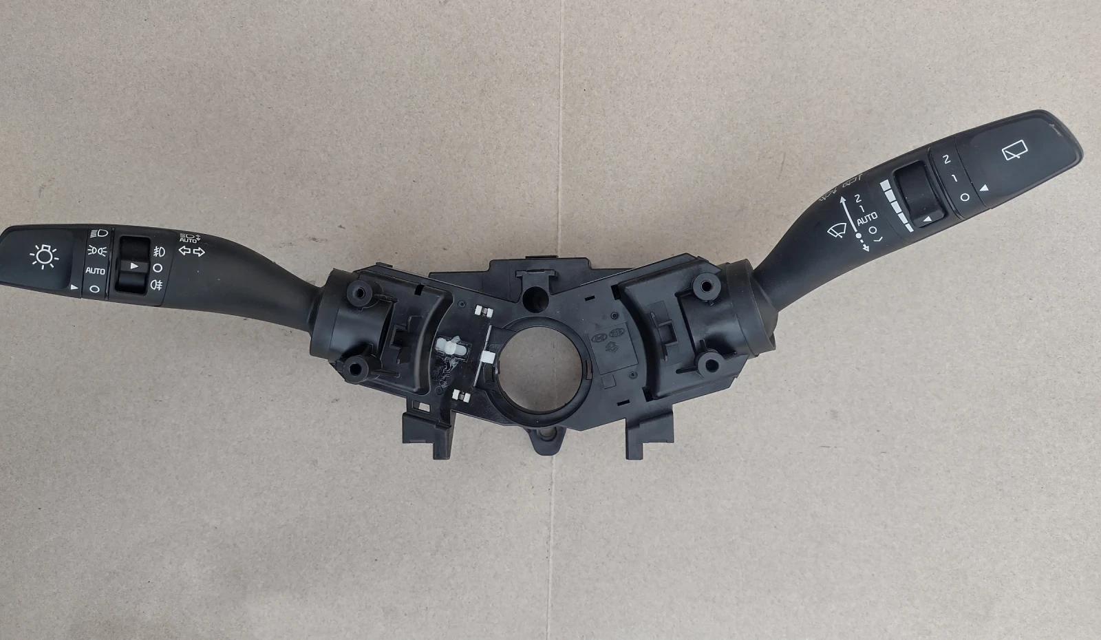 93404-Q4960  ���������� ���� / ������,�������� KIA NIRO 1.6 GDI Hybrid   93404Q4960 | Mobile.bg � ����������� 1