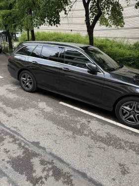 Mercedes-Benz E 300, снимка 2