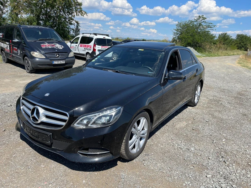 Mercedes-Benz E 300 Hybryd на части, снимка 1 - Автомобили и джипове - 46702581