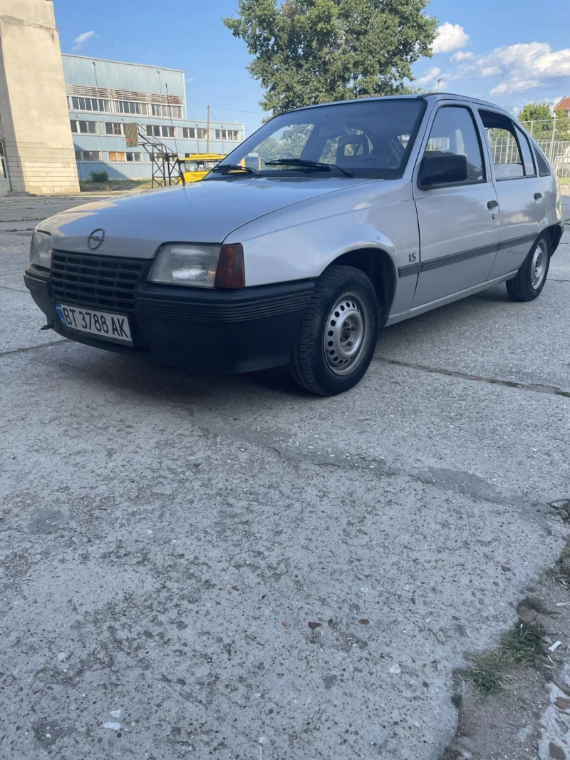 Opel Kadett 1.3, снимка 1 - Автомобили и джипове - 46855830