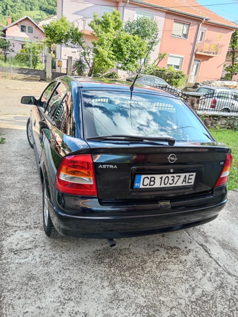 Opel Astra, снимка 3 - Автомобили и джипове - 48610623