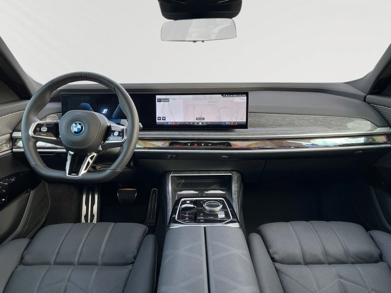 BMW 750 e xDrive = M-Sport= Гаранция, снимка 8 - Автомобили и джипове - 49377313