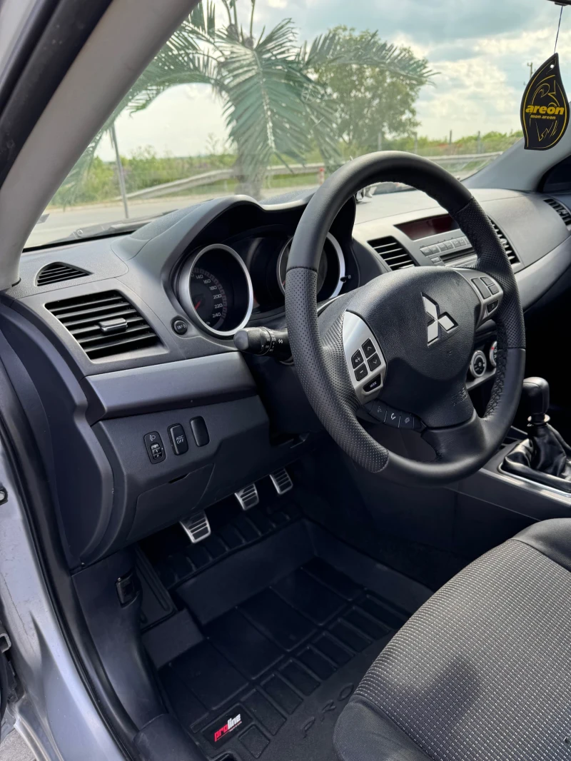 Mitsubishi Lancer 2.0 DI-D, снимка 11 - Автомобили и джипове - 50405254