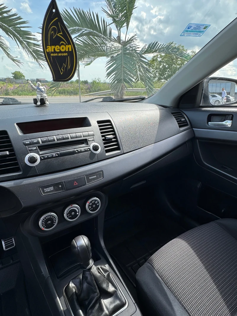 Mitsubishi Lancer 2.0 DI-D, снимка 13 - Автомобили и джипове - 50405254