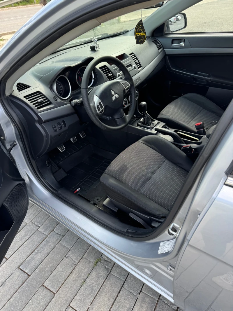 Mitsubishi Lancer 2.0 DI-D, снимка 10 - Автомобили и джипове - 50405254