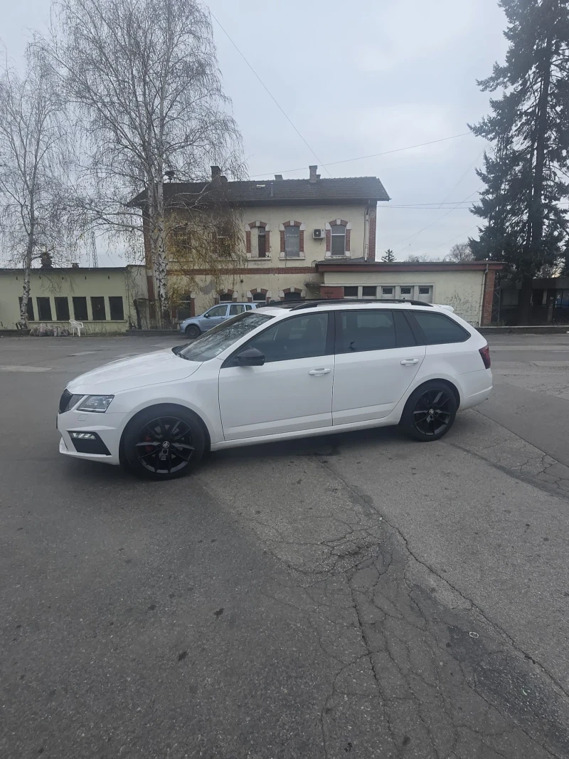 Skoda Octavia VRS 184к.с. 2018г , снимка 3 - Автомобили и джипове - 52705348